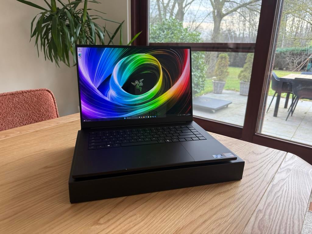 RAZER BLADE 16 (2025) Ryzen AI 9 • RTX 5080 • 32GB • 1TB, Computers en Software, Windows Laptops, Met videokaart, Ophalen of Verzenden