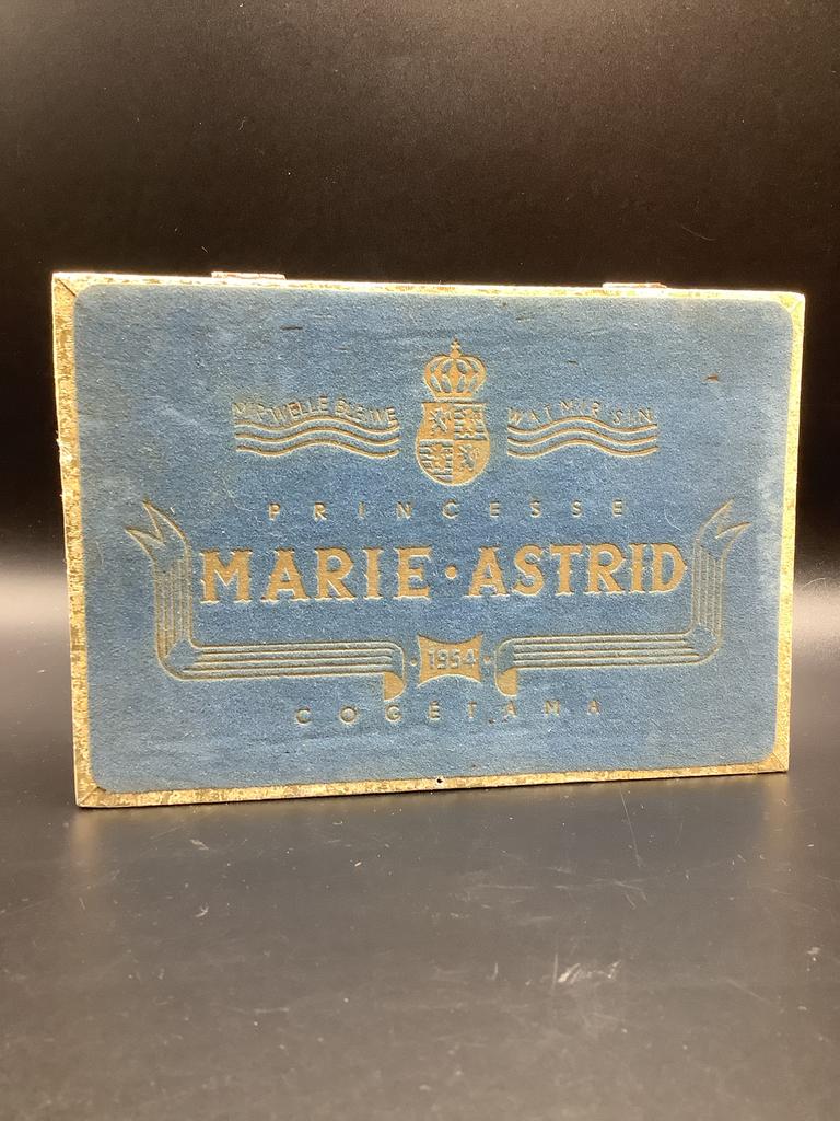 Cogetama tabaksdoos - Princesse Marie-Astrid, Verzamelen, Merken en Reclamevoorwerpen, Ophalen of Verzenden, Gebruikt
