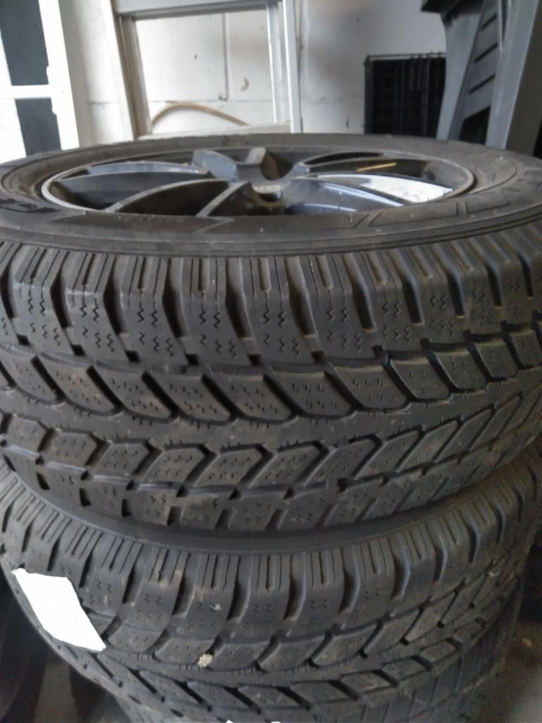 pneus neige+Jante Volvo XC60, Neuf, Pneus hiver, Véhicule de tourisme, Enlèvement