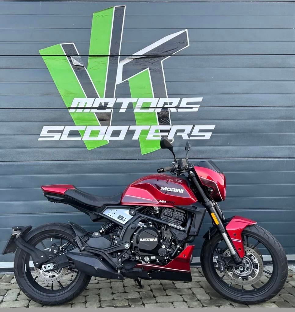 Moto Morini Seiemmezzo 650, Particulier