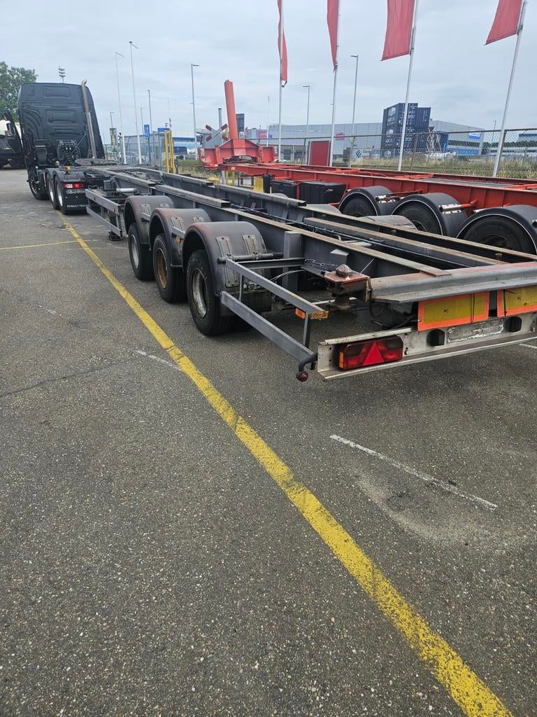 Container chassis renders, Auto's, Bedrijf, Te koop