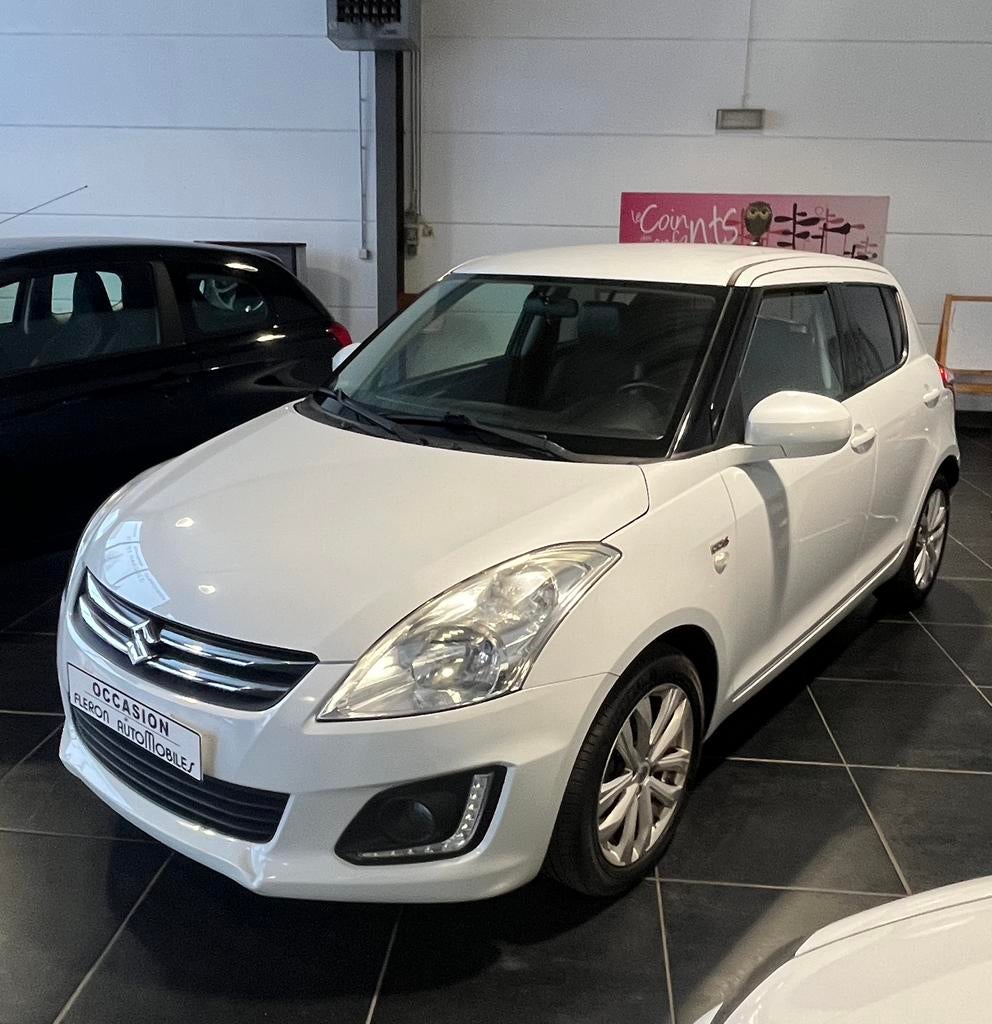 Suzuki swift 1.3 DDi S GL 10/2016, Auto's, Suzuki, Zwart, 4 cilinders, Bedrijf, 1298 cc