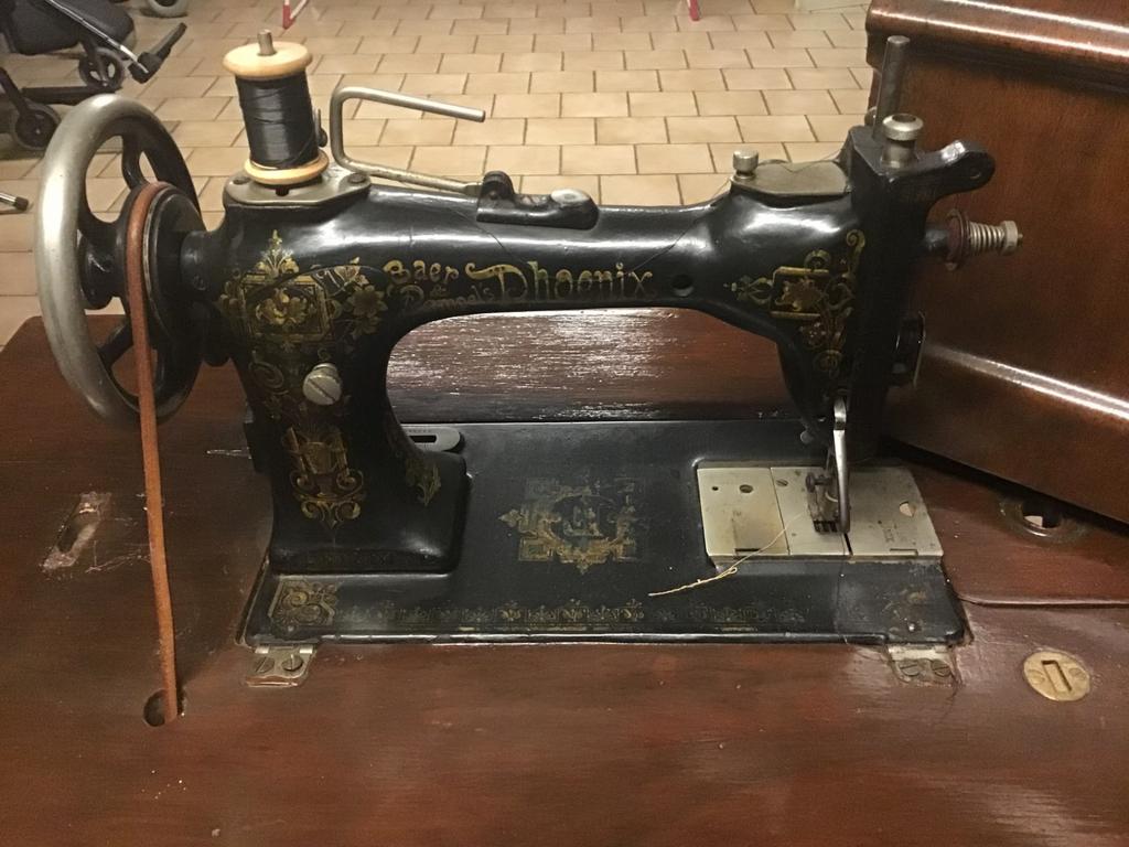 Phoenix vintage naaimachine, Antiek en Kunst, Ophalen