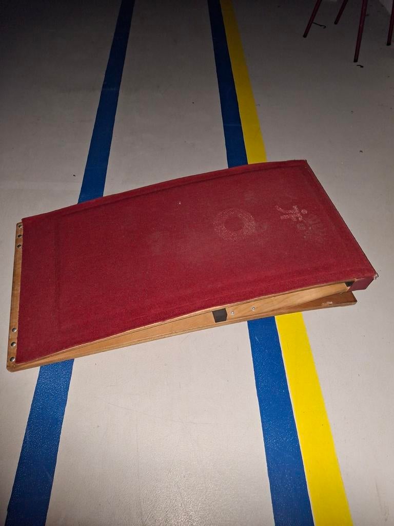 Springplank, Sport en Fitness, Ophalen, Zo goed als nieuw