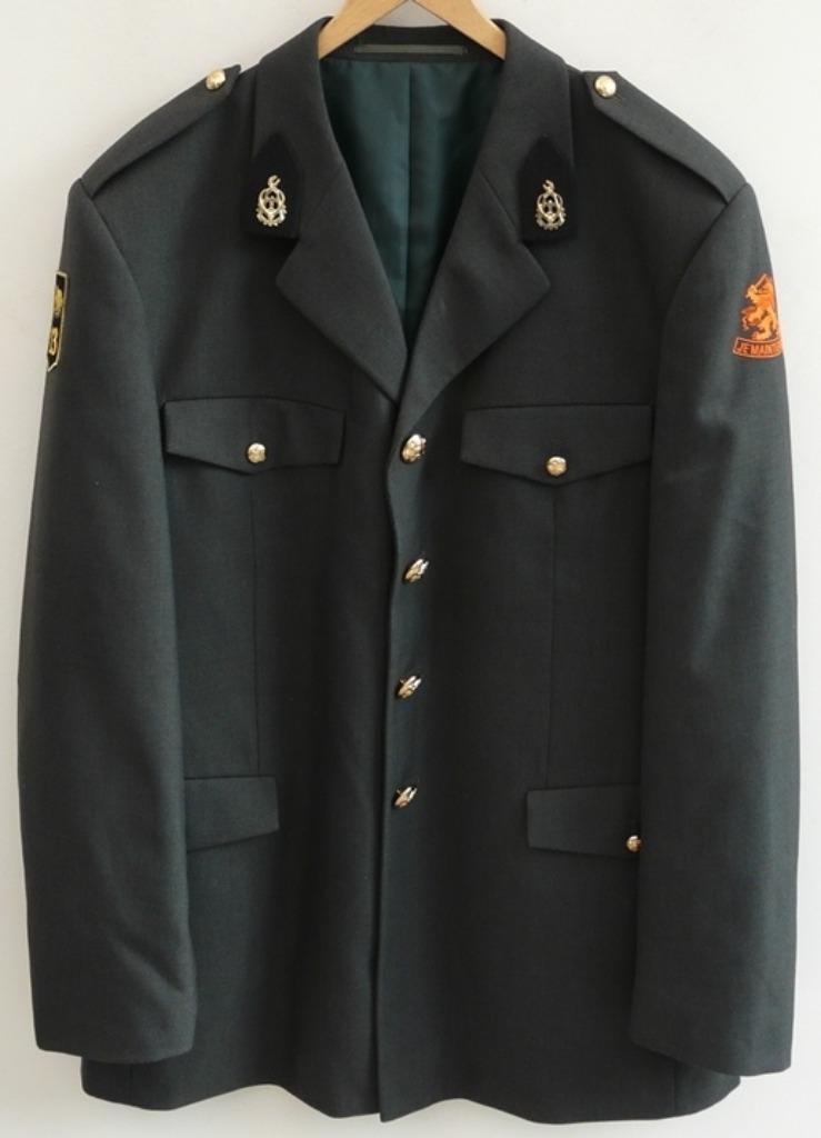 Uniform DT2000, 13 Mechbrig., Regt. TT, KL, maat: 55-52.(1), Verzamelen, Ophalen of Verzenden, Landmacht, Kleding of Schoenen