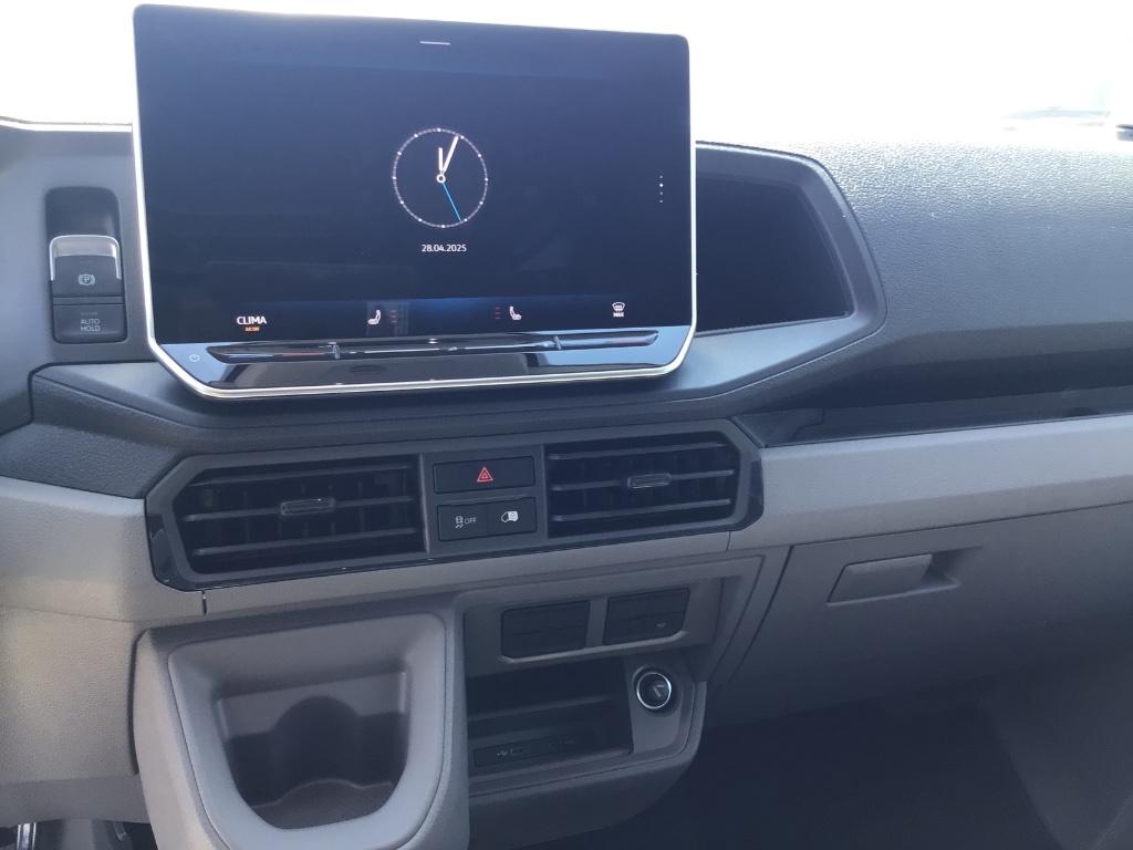 volkswagen crafter l3h3 180pk automaat 2025 10km 43950e ex, Auto's, Stof, 4 cilinders, Volkswagen, 3000 kg