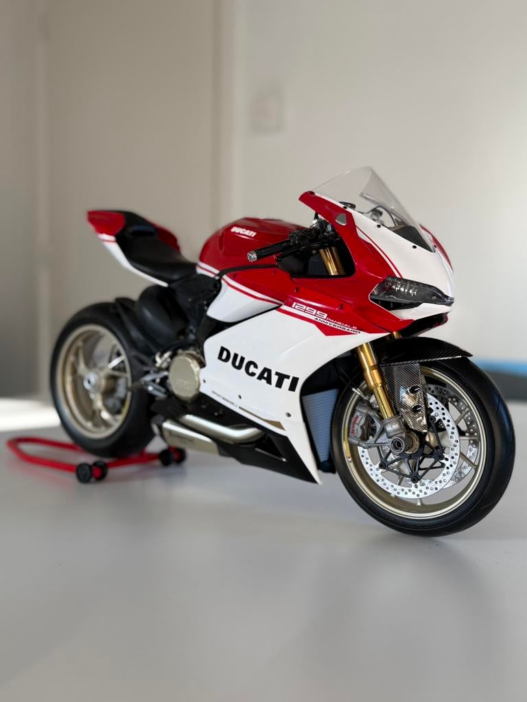 Pocher Ducati Panigale S Anniversario 1:4, Hobby & Loisirs créatifs, Modélisme | Voitures & Véhicules, Comme neuf, Enlèvement