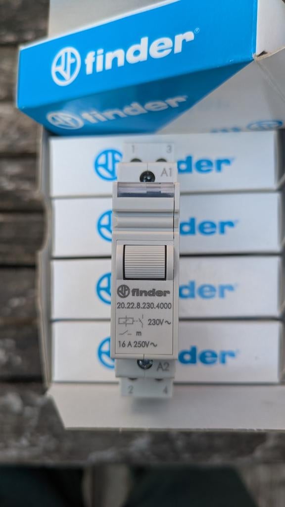 Teleruptoren, relais, Doe-het-zelf en Bouw, Ophalen of Verzenden, Zo goed als nieuw