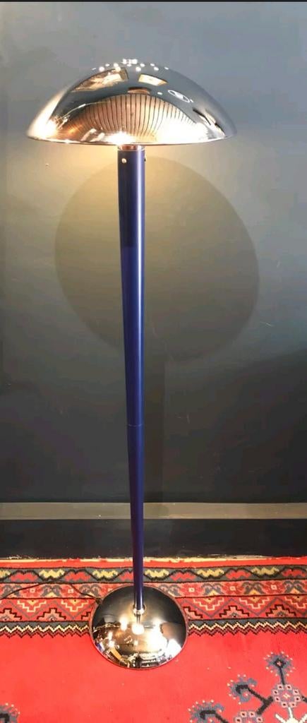 Lampe paquebot Collins, Enlèvement, Métal