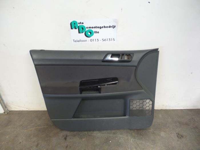 Kit revêtement (complet) d'un Volkswagen Polo (Polo 01-), Volkswagen, -, 3 mois de garantie, Utilisé