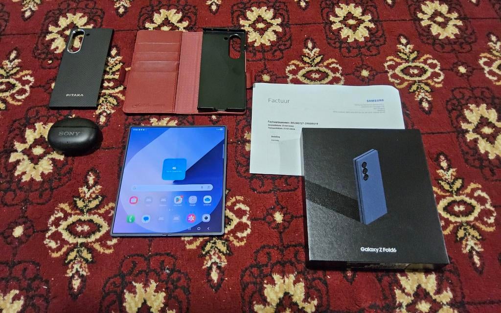 Samsung Galaxy Z Fold 6, presque neuf avec certificat de gar, Enlèvement ou Envoi