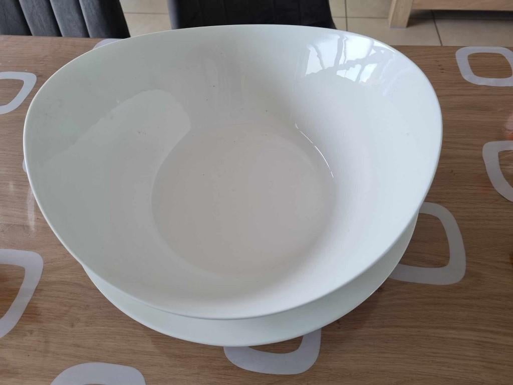 ikea witte ovale kom +onderbord, Ophalen, Overige materialen, Effen, Schaal of Schalen