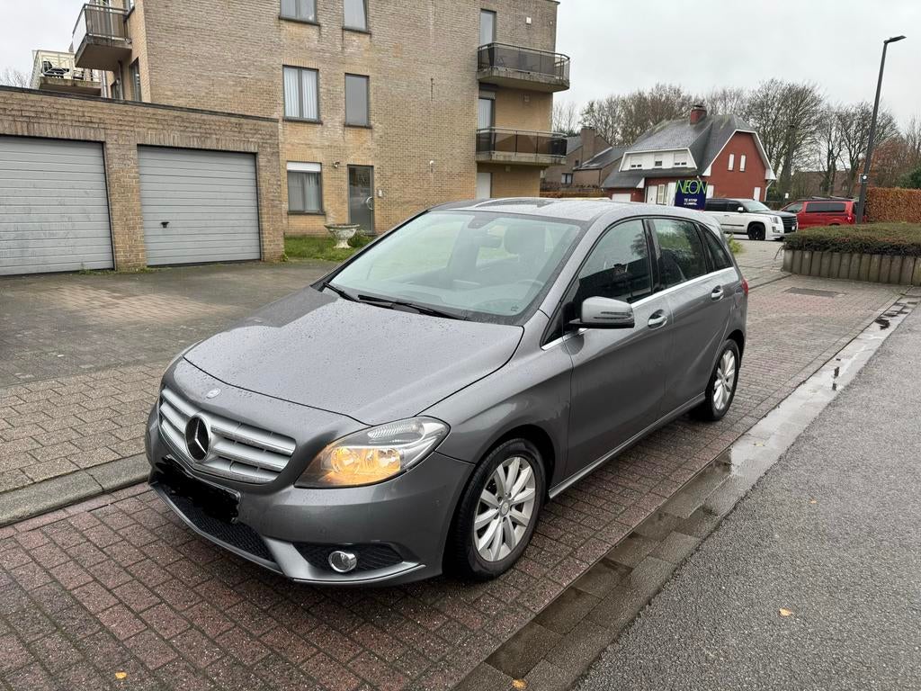 Merceded b180cdi 2013 automaat, Auto's, Mercedes-Benz, Automaat, Euro 5, Diesel, 5 deurs