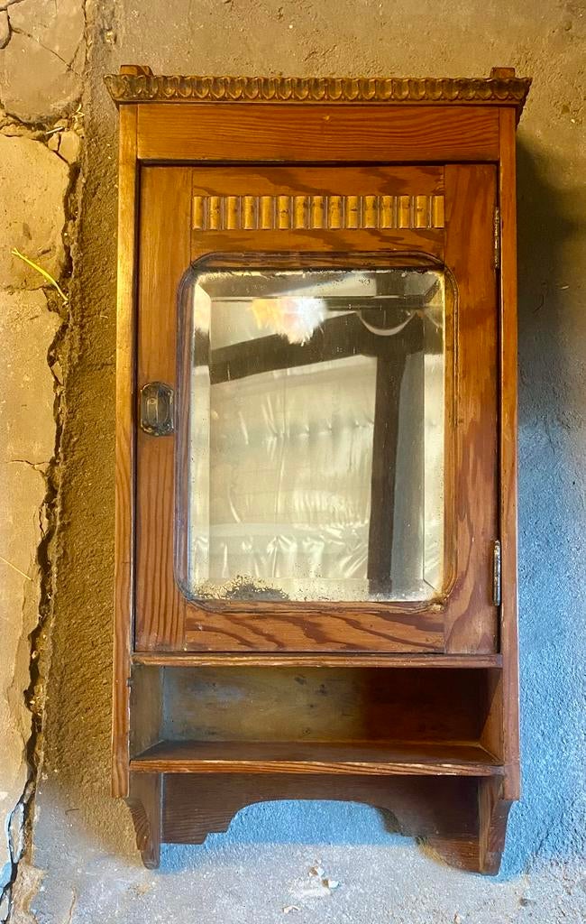 Armoire à pharmacie ancienne, Antiquités & Art, Enlèvement ou Envoi