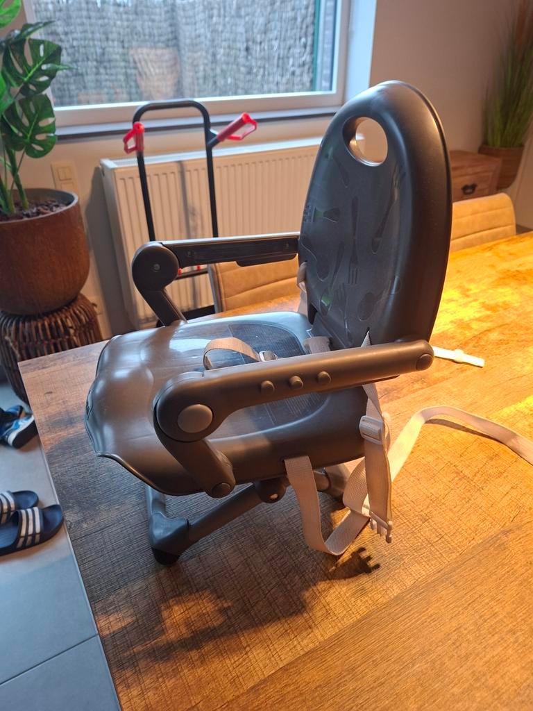 Siège pour enfant Chico, Enlèvement ou Envoi