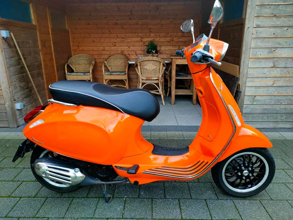 Vespa Sprint 125cc. In perfecte staat., Fietsen en Brommers, Scooters | Vespa, Ophalen, Zo goed als nieuw