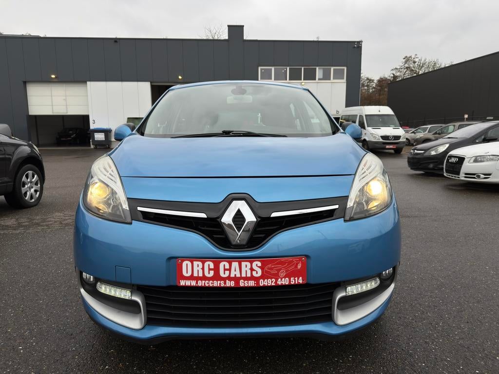 Renault Grand Scenic 1.6 i benzine, 174 g/km, 4 cilinders, Blauw, Bedrijf