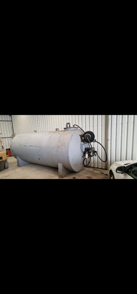 Dubbelwandige brandstoftank met brandstofpomp 12000L, Doe-het-zelf en Bouw, Verwarming en Radiatoren, Ophalen, Zo goed als nieuw