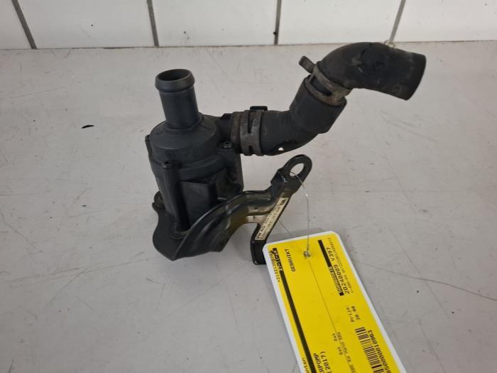 Extra waterpomp van een Volkswagen Caddy, Gebruikt, -, Volkswagen, Ophalen of Verzenden