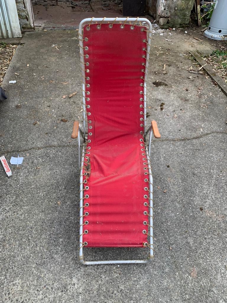 Transat vintage à donner, Jardin & Terrasse, Enlèvement, Utilisé, Bois, Pliant