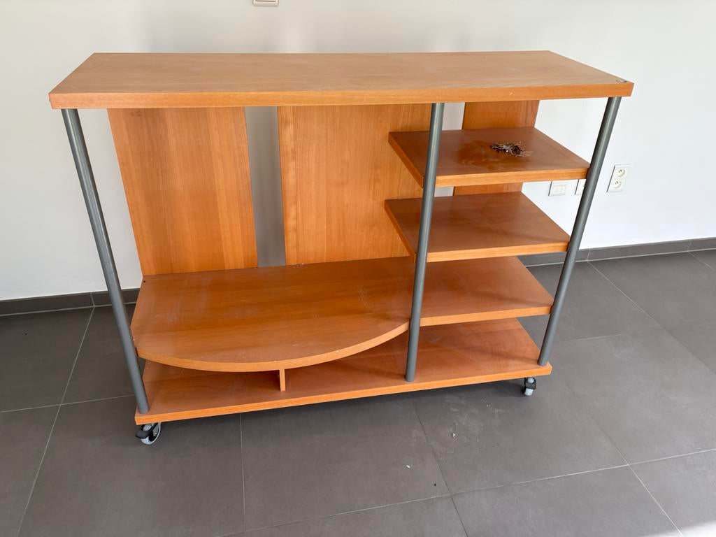 TV meubel / bureaukast (op wieltjes), Huis en Inrichting, Ophalen, Gebruikt