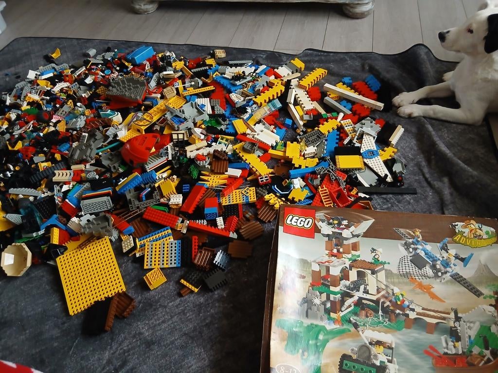 Set Lego 10 kg plus boîte vide, Enlèvement ou Envoi