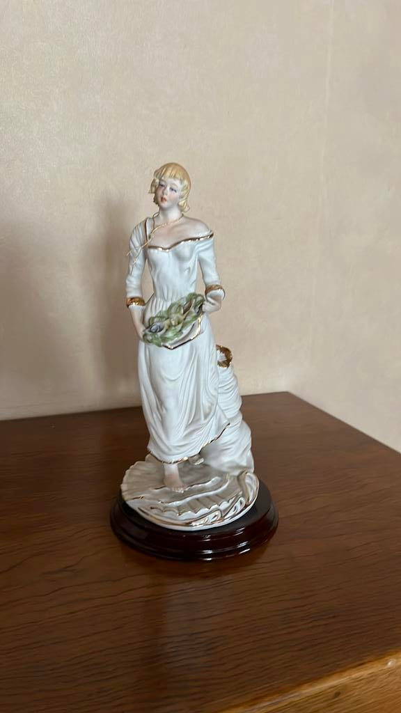 Statue en porcelaine, Antiquités & Art, Enlèvement