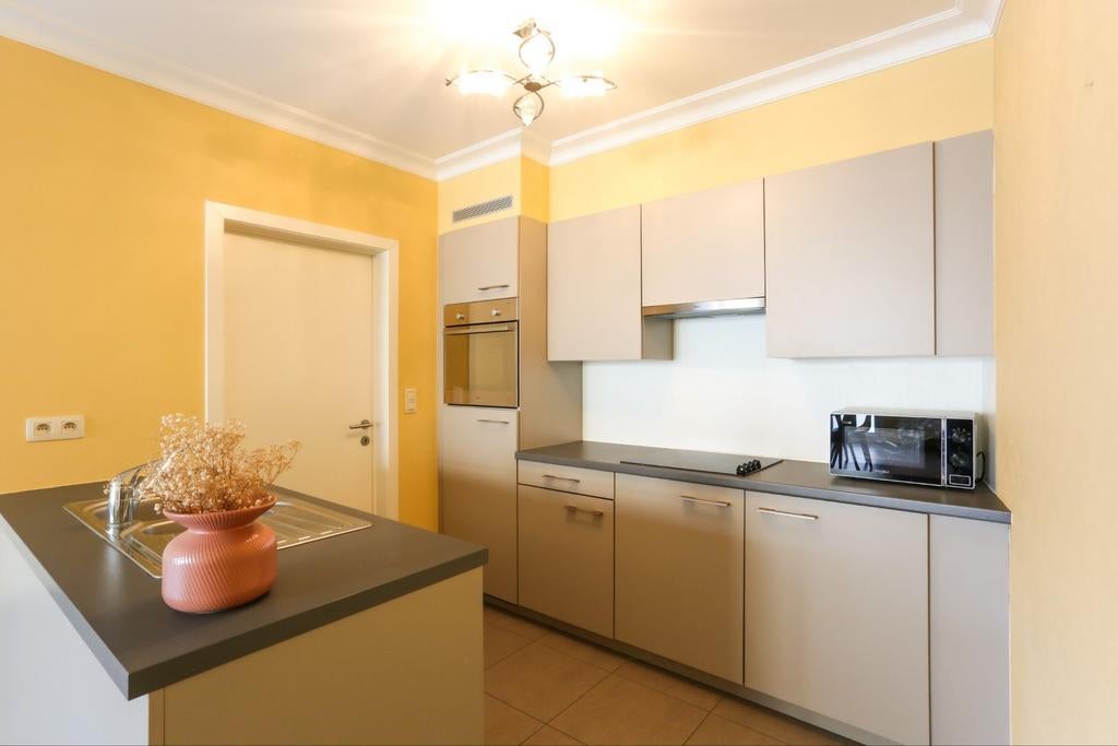 Keuken met toestellen, Huis en Inrichting, Keuken | Complete keukens, Ophalen