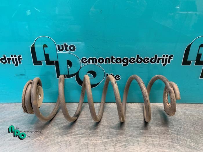 Schroefveer achter van een Peugeot 307 (307 01-), Gebruikt, -, -, Ophalen of Verzenden