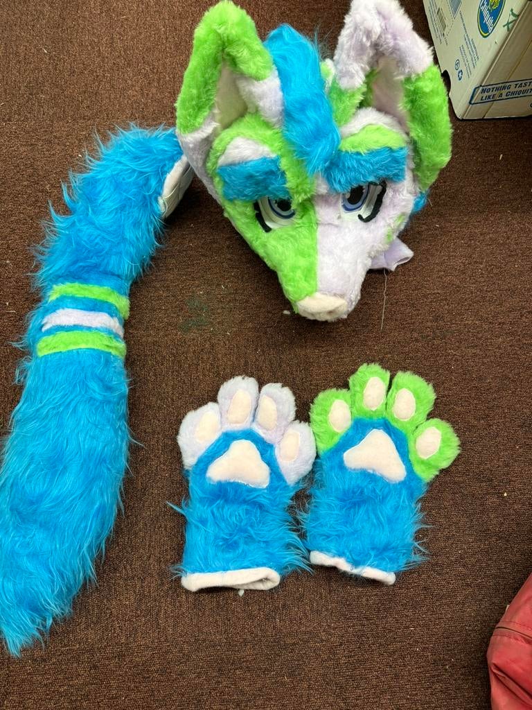 Fursuit partial, Ophalen of Verzenden, Zo goed als nieuw, Bovenkleding