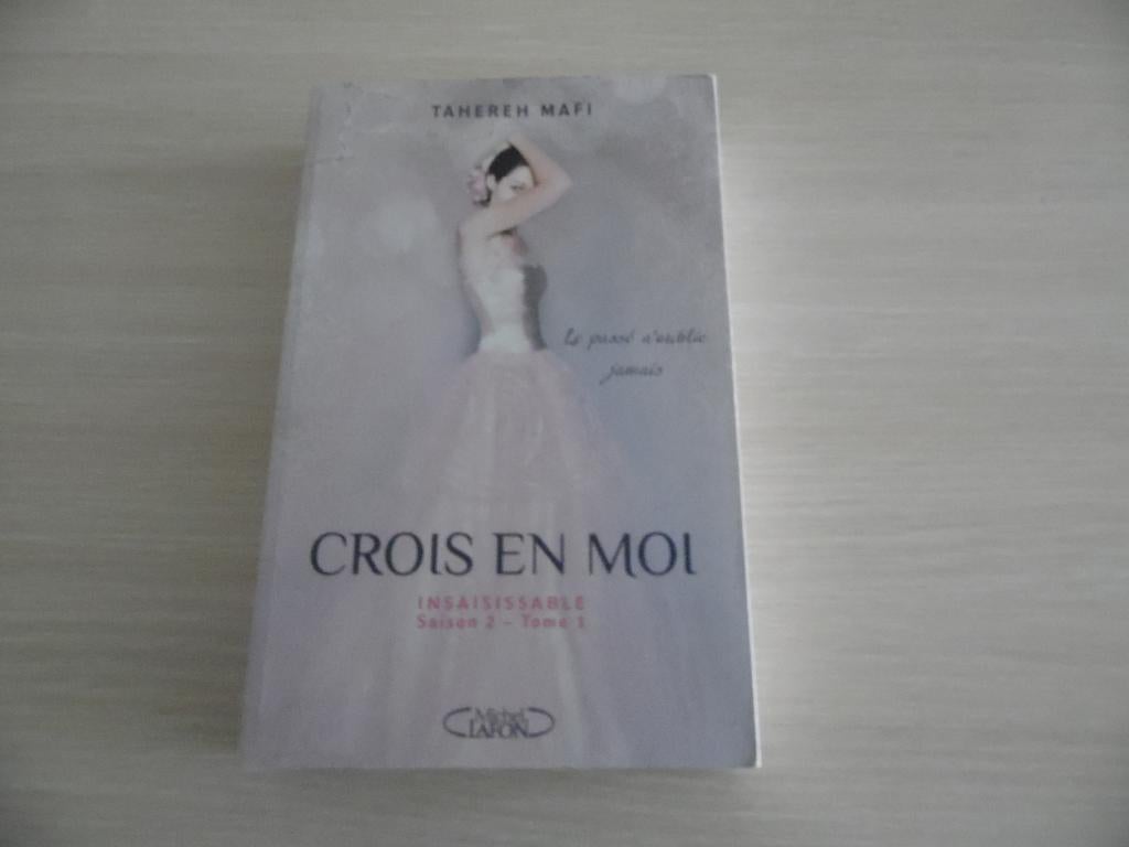 CROIS EN MOI INSAISISABLE       TAHEREH MAFI, Boeken, Ophalen of Verzenden, Zo goed als nieuw, Taheren Mafi, Amerika