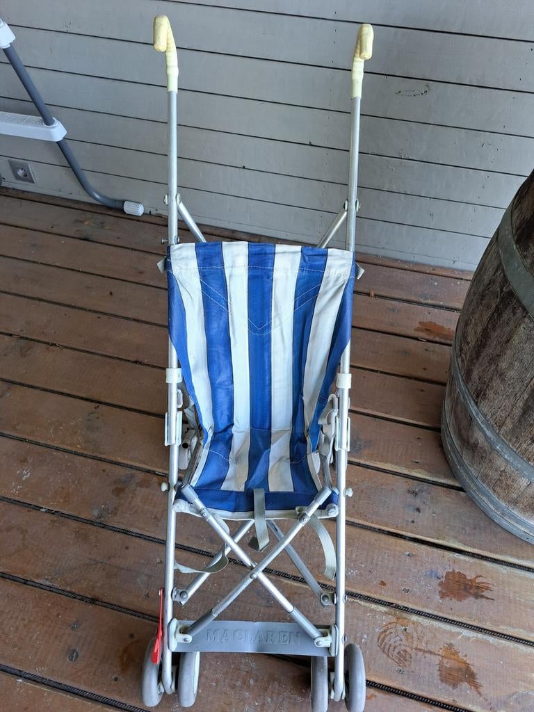 Buggy - plooibaar/compact, Ophalen