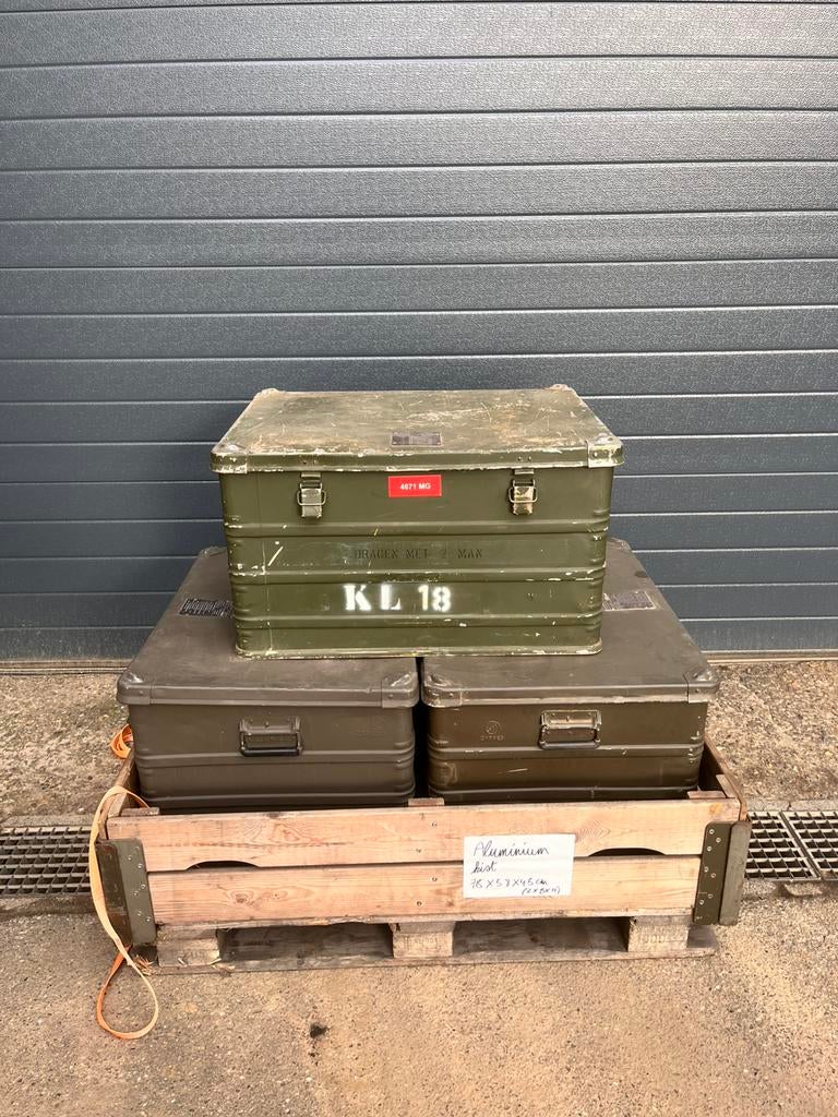 Aluminium boogtent verlichting kisten, Ophalen, Zo goed als nieuw