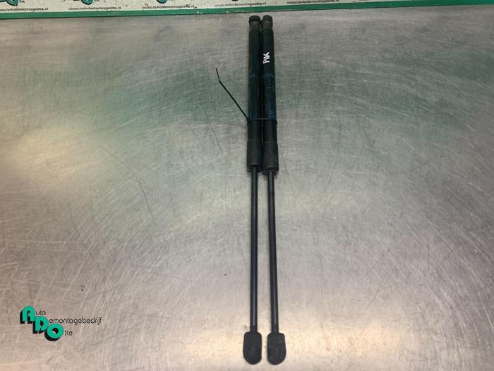 Set Gasdempers Achterklep van een Opel Astra (Astra H 04-), Gebruikt, -, -, Opel