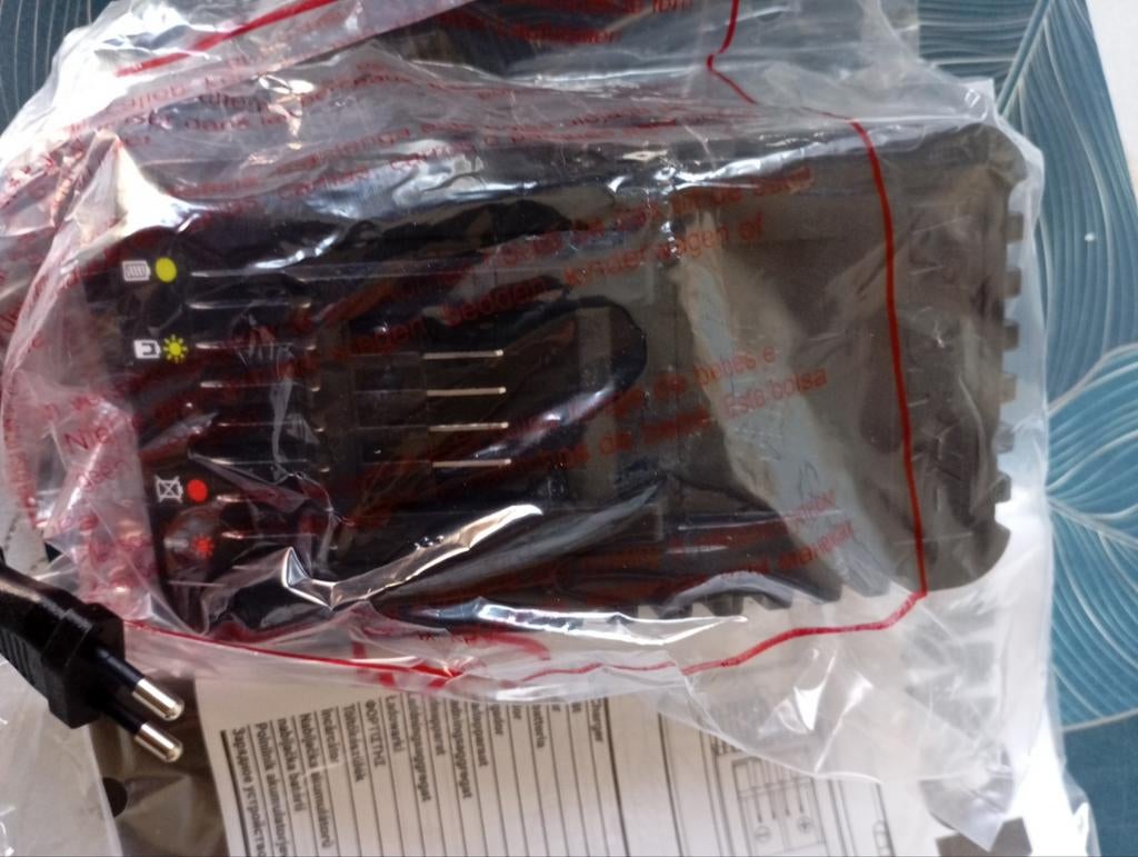 Polisseuse word, Envoi