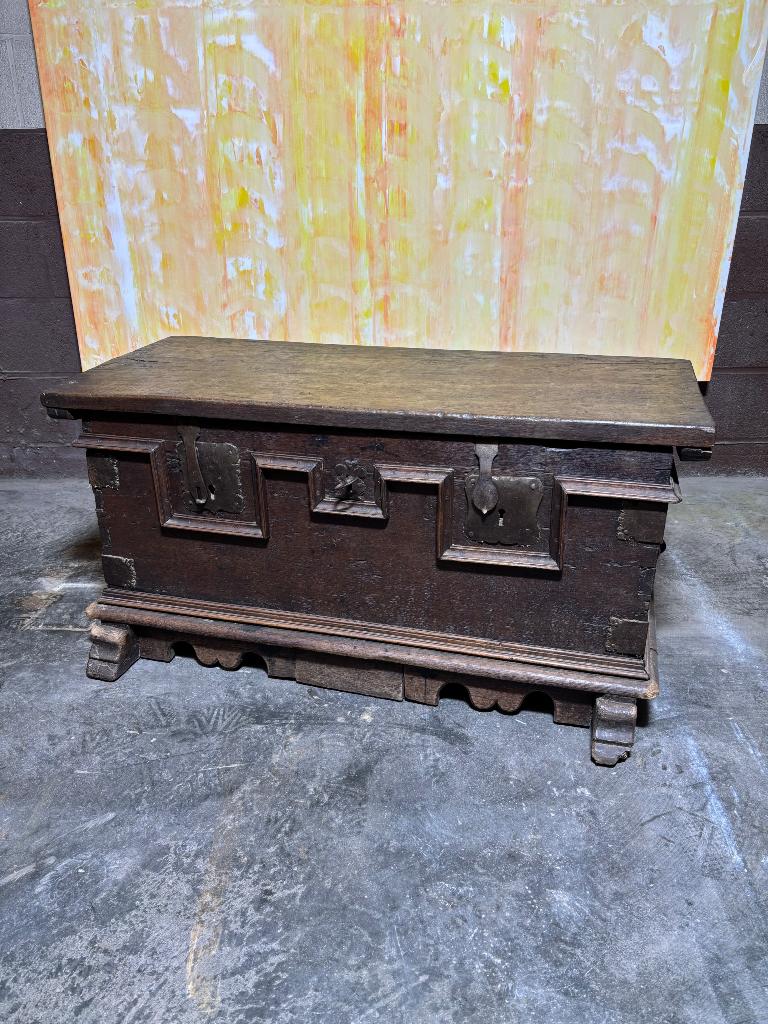 Antieke 16de eeuwse kist, Antiek en Kunst, Ophalen