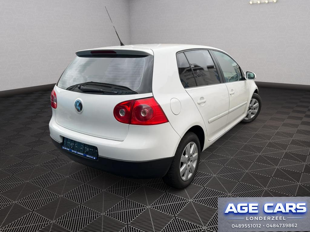 Volkswagen Golf 5 boîte automatique Essence, Autos, 90 kW, Achat, Entreprise, Noir