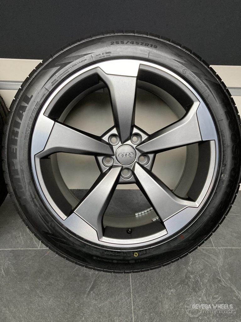 19” Audi Q3 F3 Sportback velgen + banden 5x112 255/45/19, Autos : Pièces & Accessoires, Pneus & Jantes, Pneus et Jantes, Pneus été