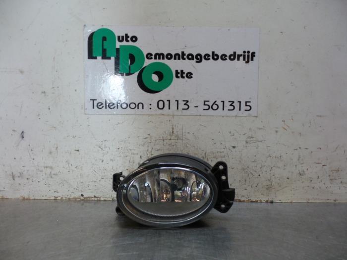 Feu antibrouillard avant gauche d'un Mercedes A-Klasse (A-Kl, Autos : Pièces & Accessoires, -, 3 mois de garantie, Utilisé, -