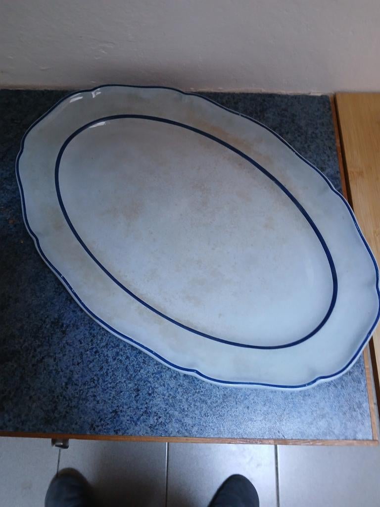 Plat ovale villeroy-boch, Enlèvement