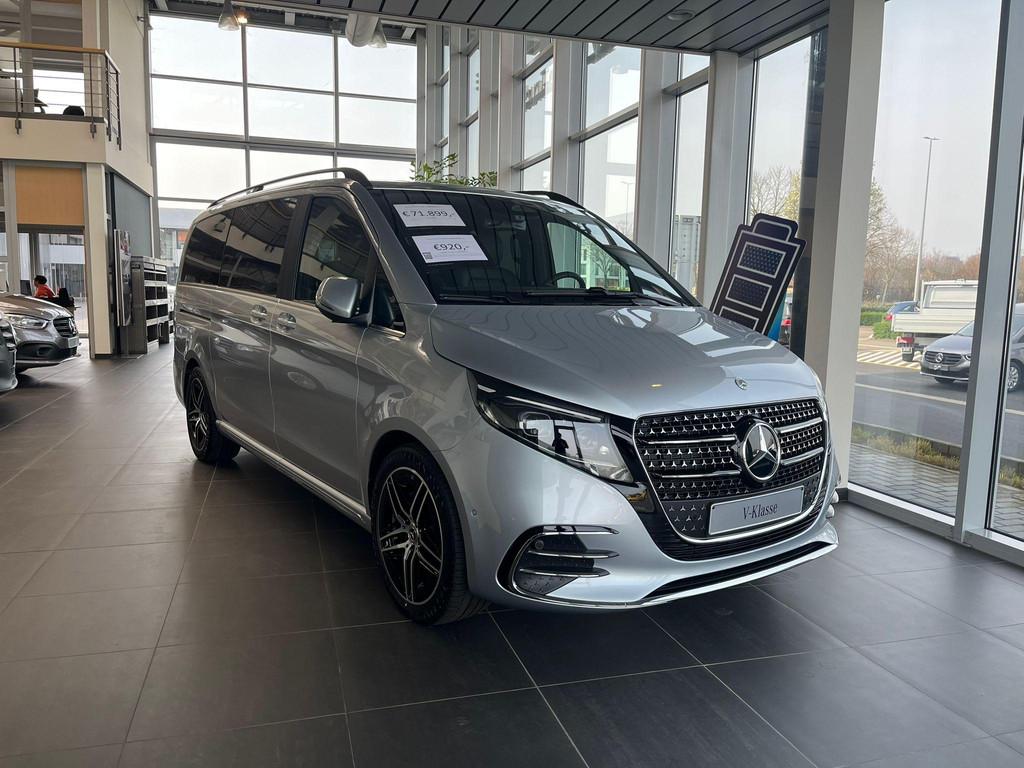 Mercedes-Benz V-klasse V 300 d L2 Avantgarde AMG Line, AIRMA, Auto's, Automaat, 4 cilinders, 2000 kg, 237 pk