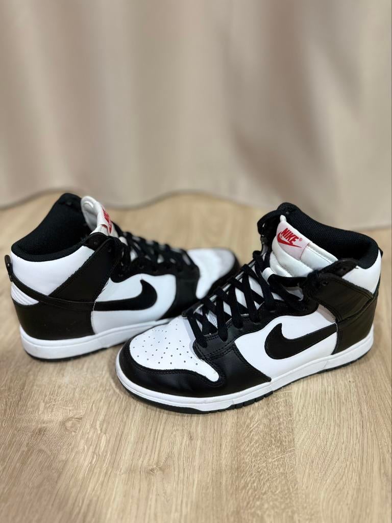 Nike dunk high, Kleding | Dames, Schoenen, Ophalen, Wit, Zo goed als nieuw, Sneakers