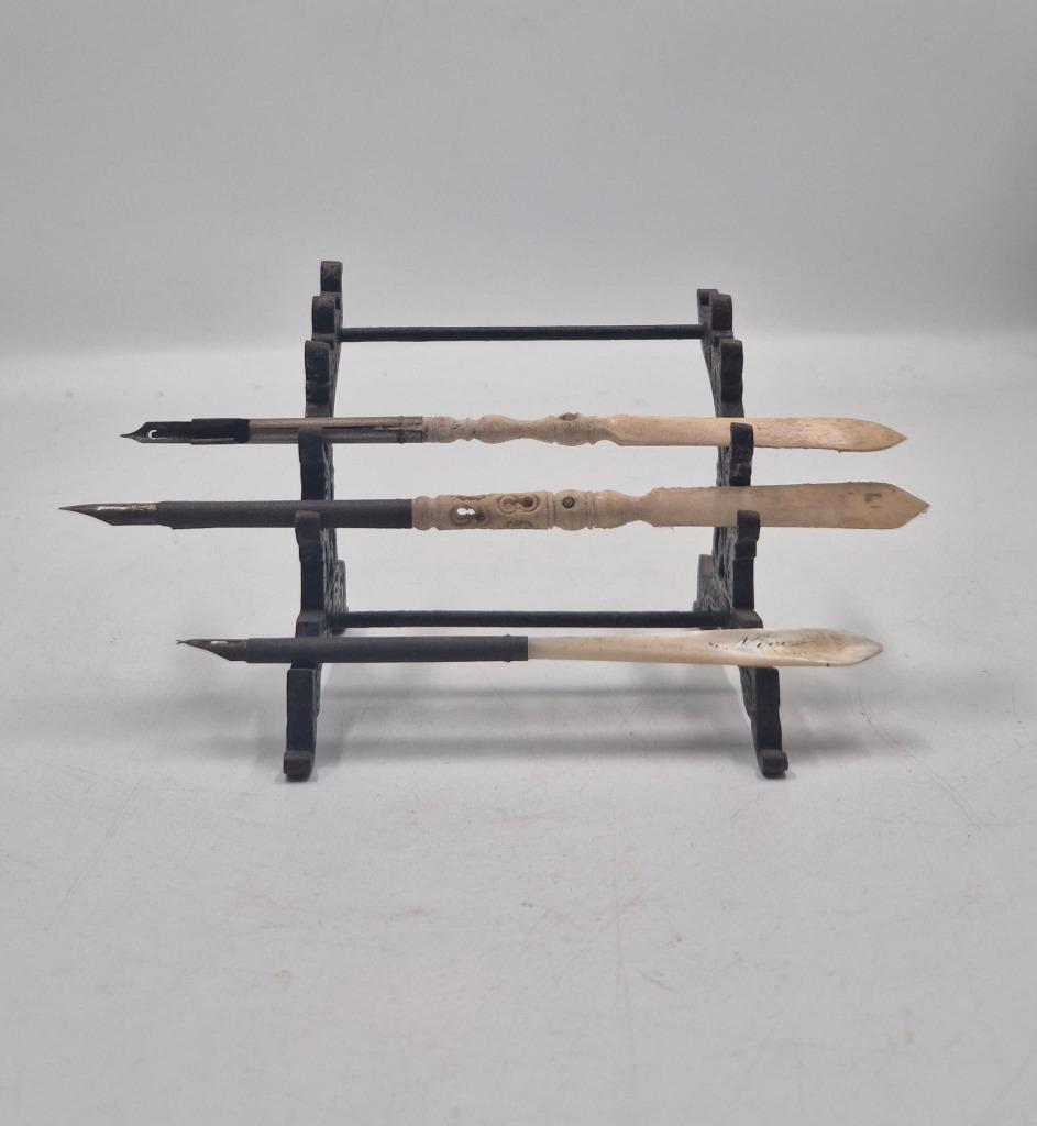 Ancien support pour porte-plumes stylo victorien, Antiquités & Art, Enlèvement