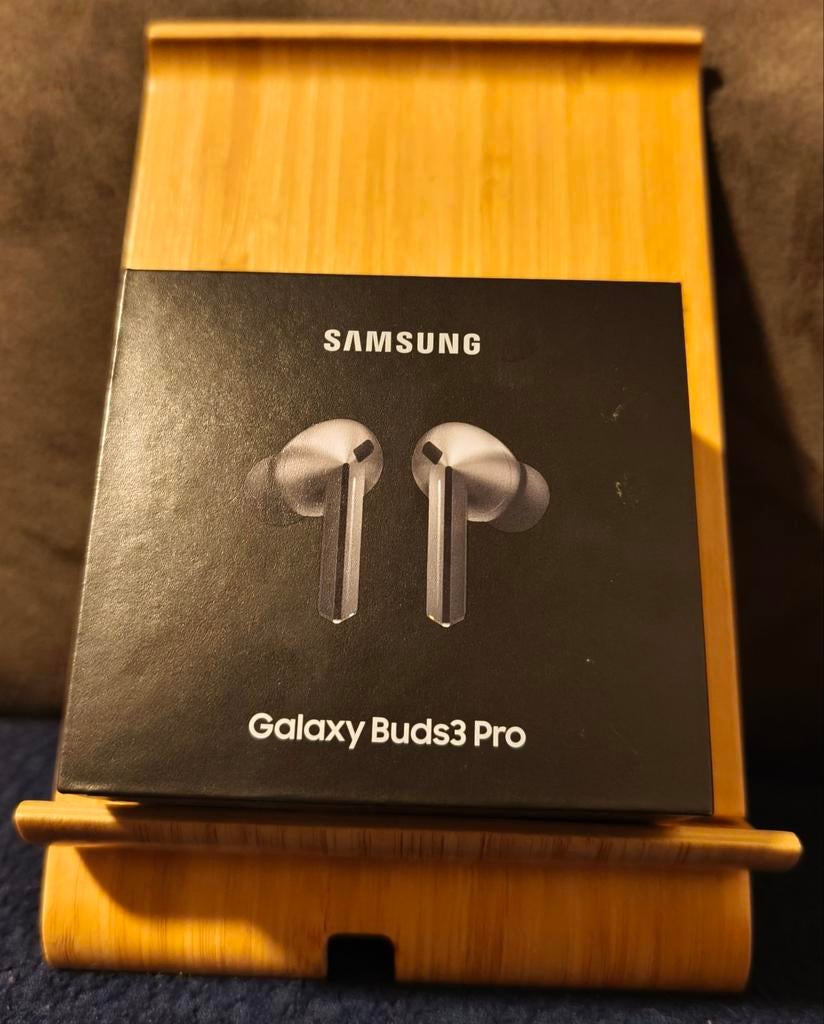 Samsung Galaxy Buds 3 Pro - Argent, Télécoms, Téléphonie mobile | Écouteurs, Neuf, Intra-auriculaires (Earbuds), Bluetooth, Enlèvement ou Envoi