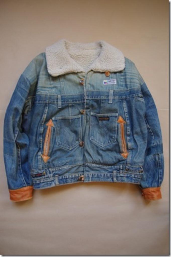 Unieke jeansvest uit Spanje, Ophalen of Verzenden