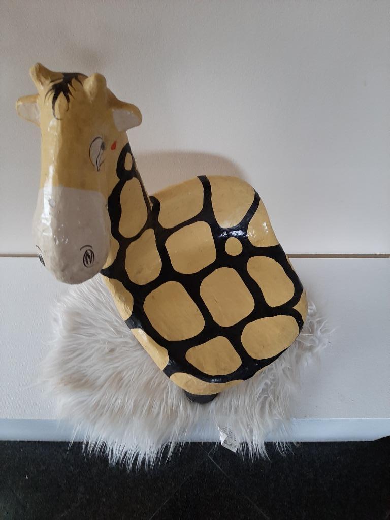 chaise artistique unique pour enfants en forme de girafe, Enlèvement