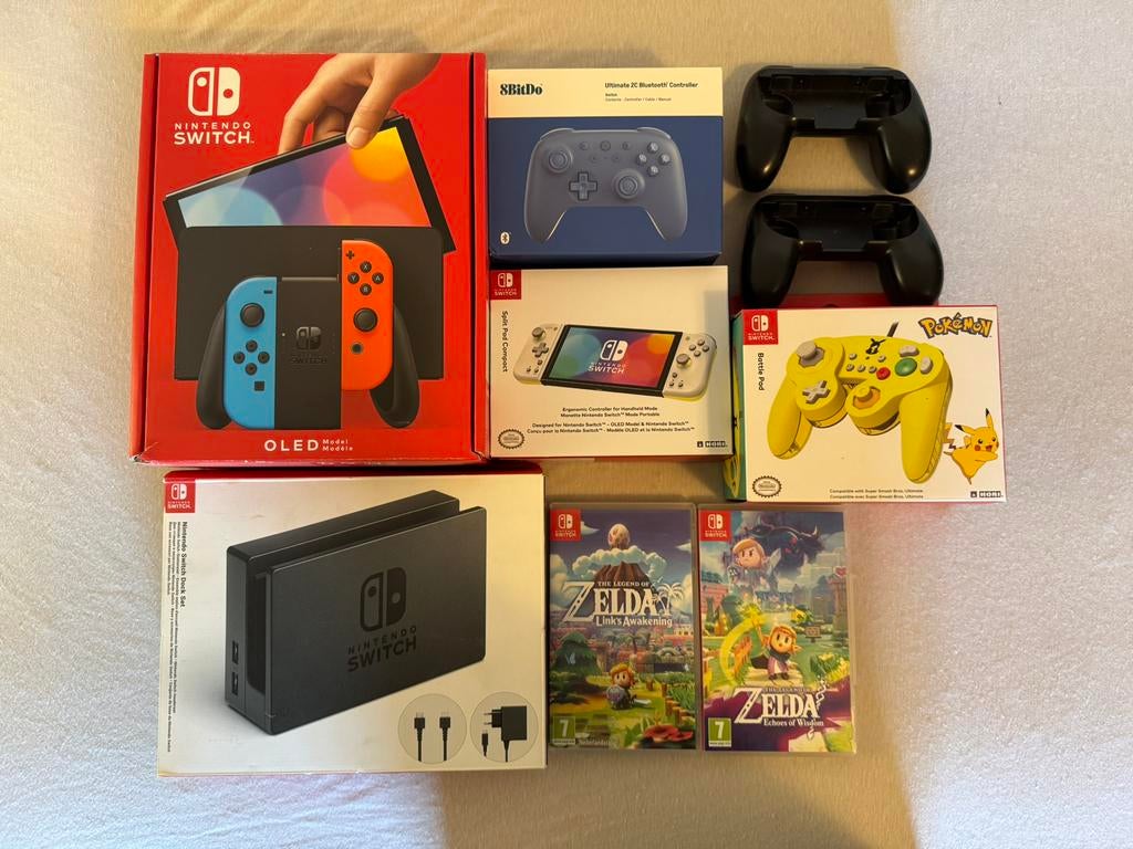 Nintendo Switch OLED + games en accessoires, Met 3 controllers of meer, Switch OLED, Ophalen, Gebruikt