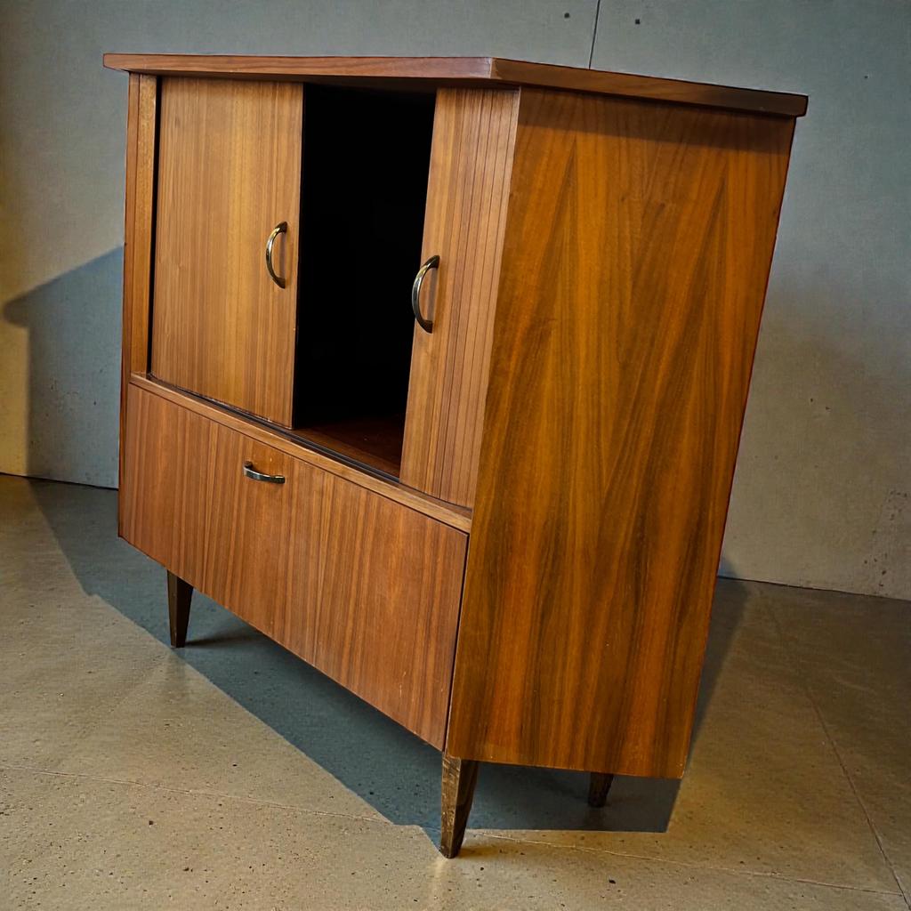 Vintage hoekkast / kast met schufdeuren, Ophalen of Verzenden