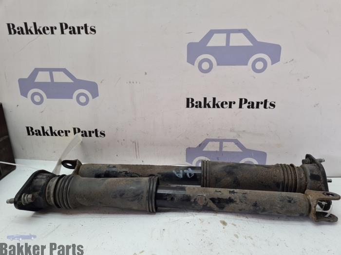 Kit amortisseur d'un Hyundai I40, Autos : Pièces & Accessoires, Suspension & Châssis, Hyundai, Utilisé, 3 mois de garantie