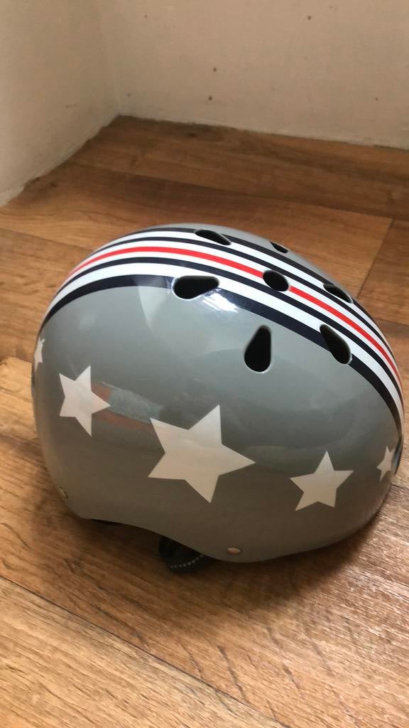 Fietshelm kind Nutcase 52-56 cm, Ophalen, Zo goed als nieuw, Overige maten, Jongen of Meisje